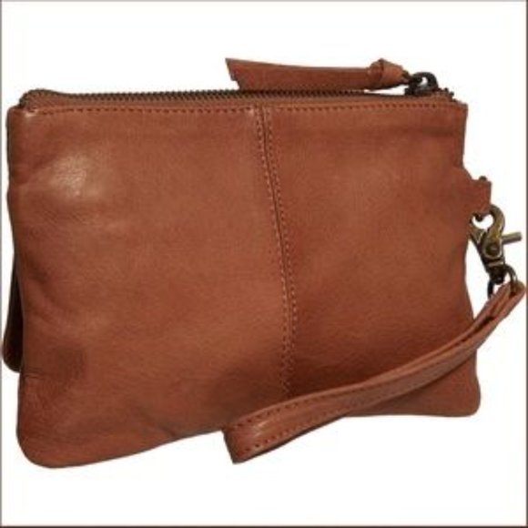 Day & Mood Leather Clutch Purse -Wrist strap-New- For any occasion-Great looking - Picture 2 of 9